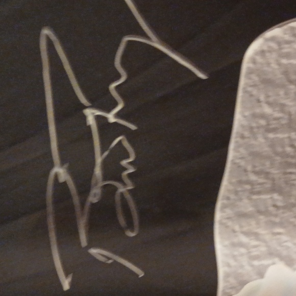 Buster Posey Graphite Series T-Shirt - Picture 2 of 4